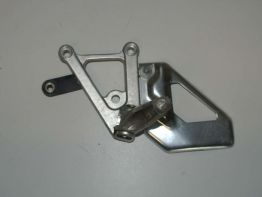 Main step holder left Aprilia RSV 1000