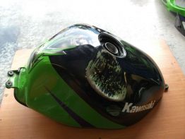 Benzintank Kawasaki ZX 9 R