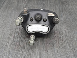 Remklauw rechts voor Harley Davidson Road King