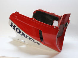 Cowl under Honda VFR 750 R - RC30
