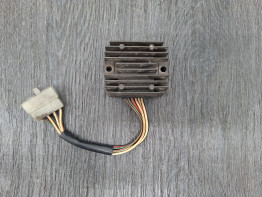 Regulator rectifier Yamaha YX 600 Radian