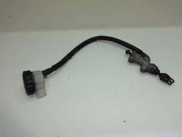 Rempomp achter Kawasaki ER 6