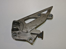Fussrastetrager vorne links Kawasaki ZZR 250