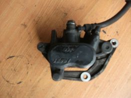 Remklauw rechts voor Suzuki GSF 600 650 Bandit 