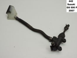 Rempomp achter Suzuki GS 500 F