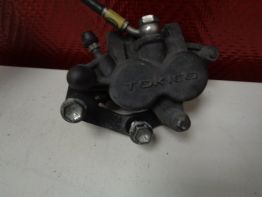 Remklauw links voor Suzuki GSR 750