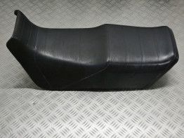 Zadel Suzuki GSX 550 EF