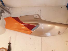 Rechter achterkant Honda CBR 900 RR