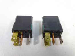 Relay Ducati monster 696