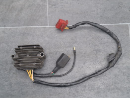 Regulador del voltaje Honda CBR 1000 F