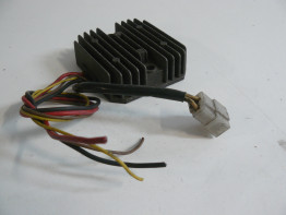 Spanningsregelaar Yamaha XV 700 / 750 SE