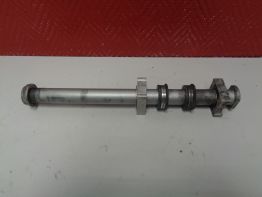 Rear axle Aprilia Shiver 750