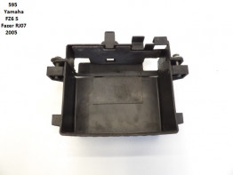 Battery holder Yamaha FZ6