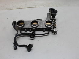 Gasklephuis Triumph Sprint GT 1050