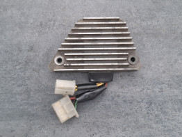Regler Gleichrichter Honda VT 700 750