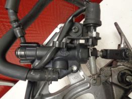 Rempomp achter Yamaha MT 09