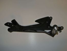 Fussrastetrager vorne rechts Honda CBF 1000