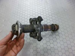 Rear axle Triumph Speed Triple 1050