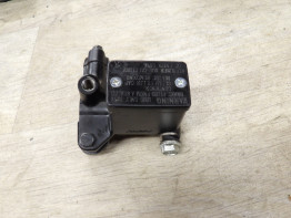 Bremszylinder vorne Suzuki Burgman 400