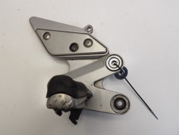 Main step holder right Yamaha FZ6