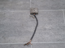 Spanningsregelaar Suzuki GS 750