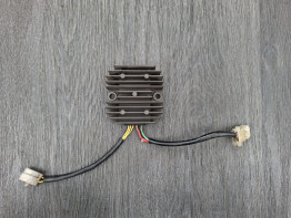 Spanningsregelaar Honda VF 750 F