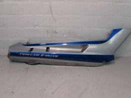 Rechter achterkant Kawasaki ZZR 250