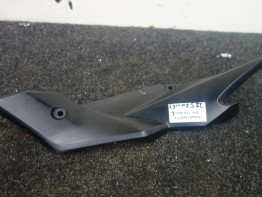Linker zijkuip klein Suzuki GSR 750