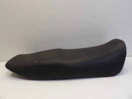 Zadel Honda VF 750 F