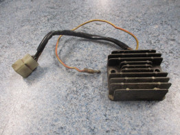 Regler Gleichrichter Kawasaki Z 400