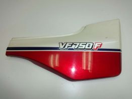Rechter zijkuip klein Honda VF 700 750 F