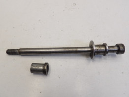 Vorderradachse Suzuki VS 700 Intruder