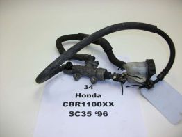 Rempomp achter Honda CBR 1100 XX