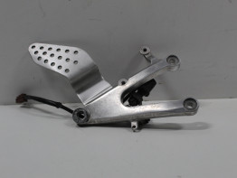 Fussrastetrager vorne rechts Yamaha YZF R1