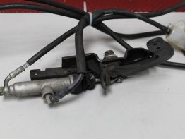 Rempomp achter Piaggio MP3 500 LT