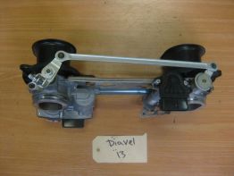 Gasklephuis Ducati Diavel