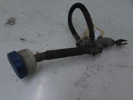 Rempomp achter Kawasaki GPX 600