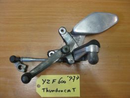 Main step holder left Yamaha YZF 600 Thundercat