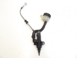 Rempomp achter Yamaha FJ 1200