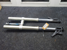 Voorpoten compleet Triumph Tiger 800 xc