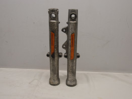 Fork pipe outside Harley Davidson Sportster