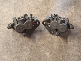 Brake calipers front Suzuki GSF 650 Bandit