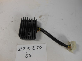 Regulator rectifier Kawasaki ZZR 250