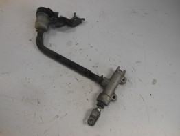 Rempomp achter Kawasaki Z 750