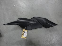 Seitenverkleidung links klein Suzuki GSR 750