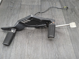 Fussrastetrager vorne rechts BMW K 1100 LT
