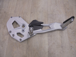 Fussrastetrager vorne links BMW F 900 XR