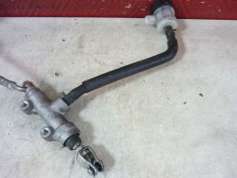 Rempomp achter Kawasaki Z 1000