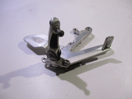 Fussrastetrager vorne rechts Yamaha YZF R1