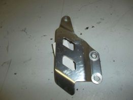 Fussrastetrager vorne rechts Suzuki GSX R 750
